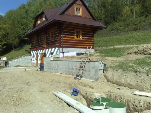 ČOV ORMONT osadená pri rekreačnej chate