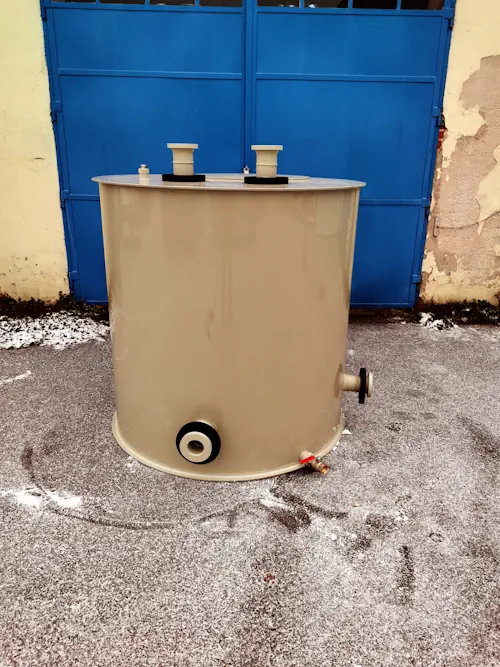 
                            Zásobník na hydroxid sodný NaOH ORMONT