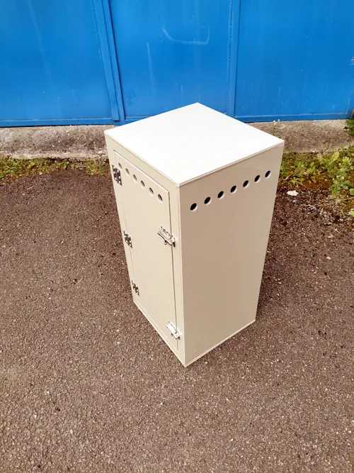 
                            Prepravný box - konkrétne pre dravého vtáka ORMONT